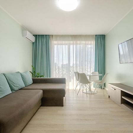21-212 Petrovdom In Mint Apartments At Rc Kvartet Near Central Railway Station 키예프 외부 사진