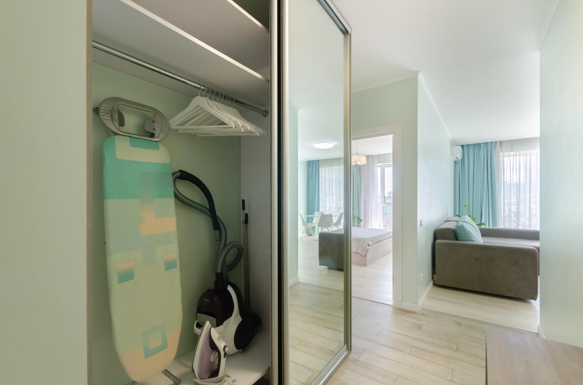 21-212 Petrovdom In Mint Apartments At Rc Kvartet Near Central Railway Station 키예프 외부 사진